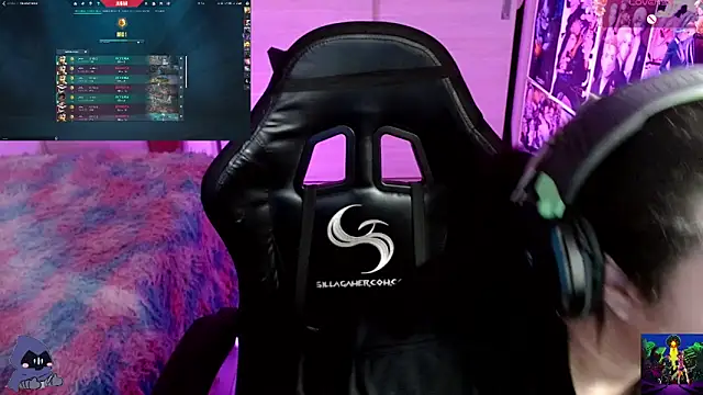 Snapshot of Emmachan19 chatting on 01.27.25 Emmachan19 online show from 01.27.25