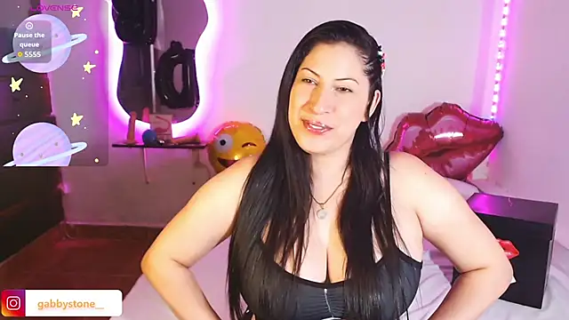 Gabby stone  online show from 12.23.25