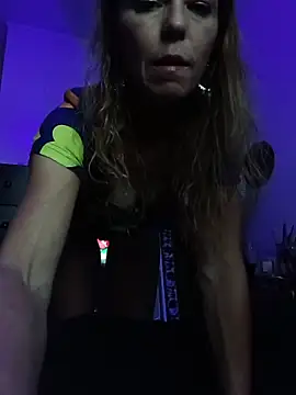 cammyquart online show from 10.15.25