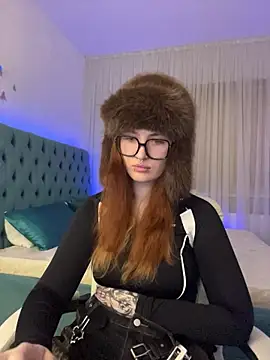  Chlo  e online show from 10.26.25