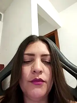 Snapshot of Mia_Hampton chatting on 02.08.26 Mia Hampton online show from 02.08.26