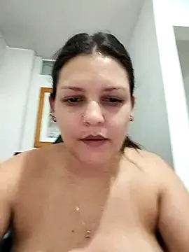 Snapshot of Mia_Hampton chatting on 02.14.26 Mia Hampton online show from 02.14.26