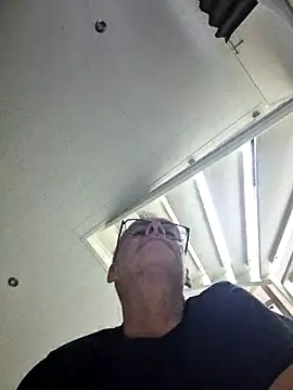 DarrenSullivanSlut online show from 03.18.25