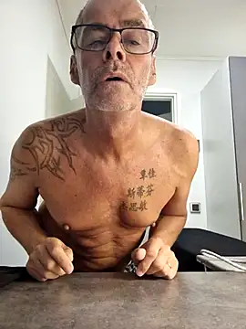 DarrenSullivanSlut online show from 09.17.25