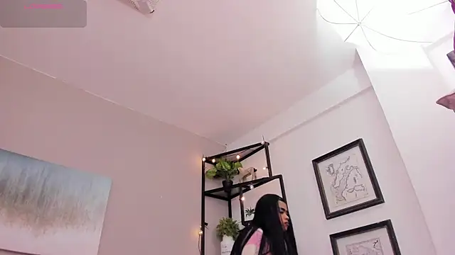 Briana Wells  online show from 06.12.26