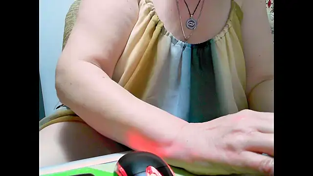 Hyllda online show from 03.28.26