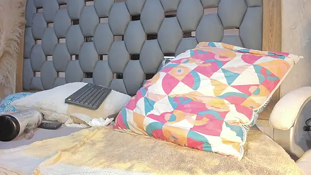 sophia reyes online show from 01.11.25