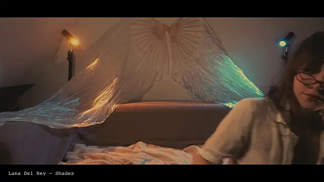 WebCora online show from 04.16.26