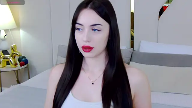 Betty Bridge online show from 11.18.25