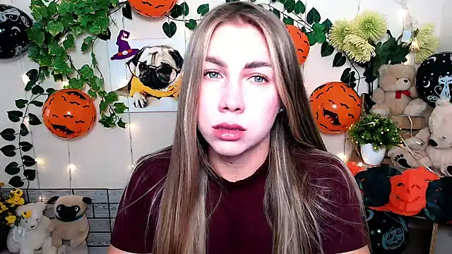 Sport Tall Doll online show from 10.31.25