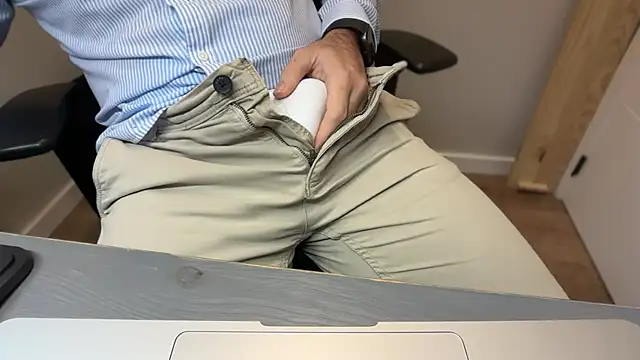 rickyi2023 online show from 11.10.25