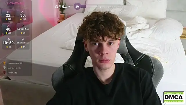 Snapshot of cute_thomas chatting on 01.13.25 cute thomas online show from 01.13.25