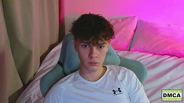 cute thomas online show from 11.17.25