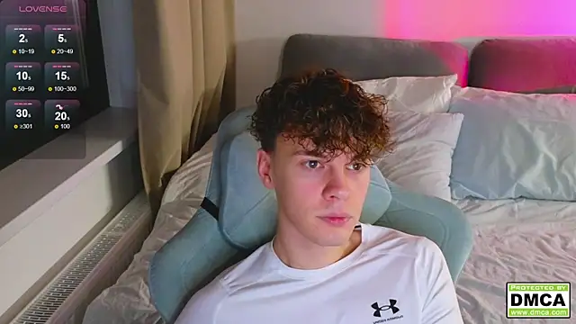 cute thomas online show from 11.18.25