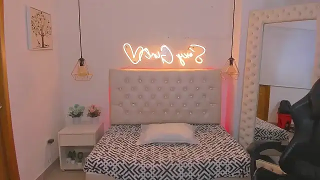 xiomara  cortes online show from 01.31.25