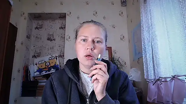 Snapshot of dream_alexa chatting on 06.05.26 dream alexa online show from 06.05.26