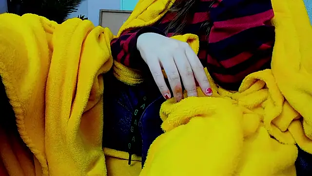 Snapshot of Persephoni chatting on 02.10.25 Persephoni online show from 02.10.25