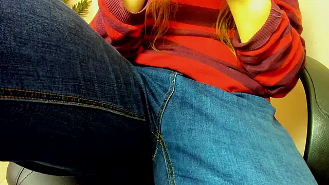 Snapshot of Persephoni chatting on 02.17.25 Persephoni online show from 02.17.25