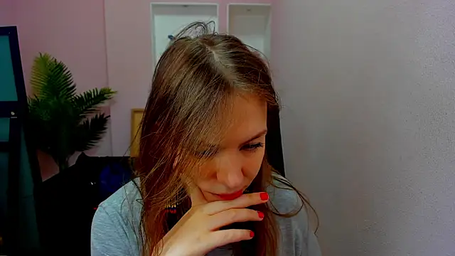 Snapshot of Persephoni chatting on 10.19.25 Persephoni online show from 10.19.25