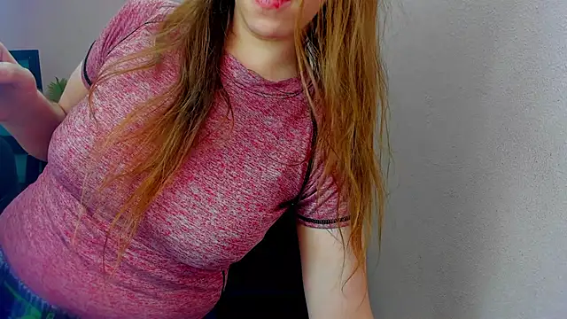 Snapshot of Persephoni chatting on 11.15.25 Persephoni online show from 11.15.25