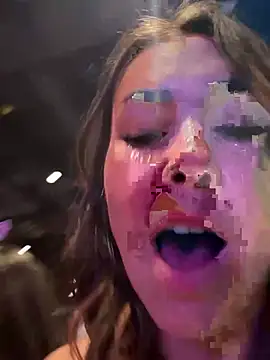 LeaGambit   online show from 01.28.25