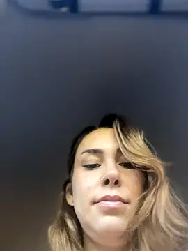 LeaGambit   online show from 10.28.25