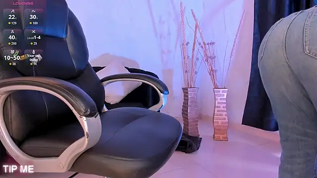 SophieBarnett online show from 06.02.26