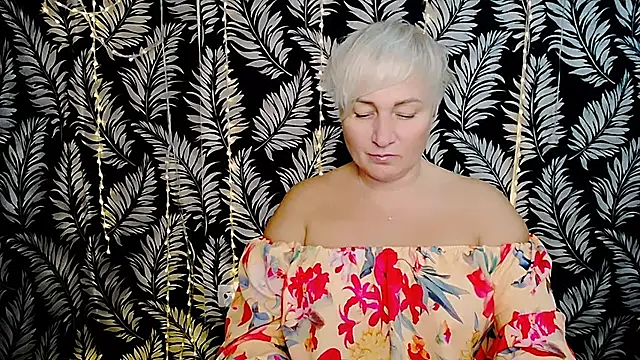 Olivia playful online show from 10.27.25