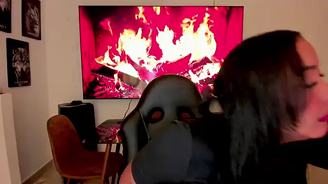 brunetenikole02 online show from 10.18.25