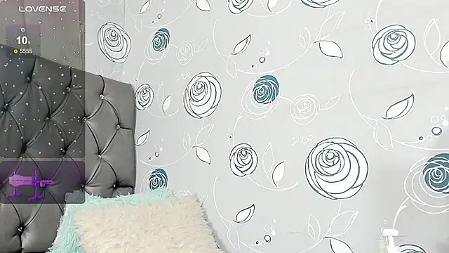 Snapshot of luna_evaa chatting on 03.19.25 luna evaa online show from 03.19.25