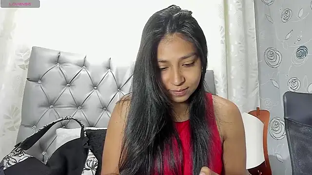 Snapshot of luna_evaa chatting on 09.30.25 luna evaa online show from 09.30.25