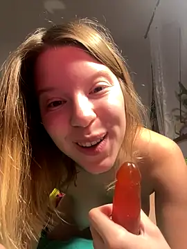 kimczii online show from 10.10.25