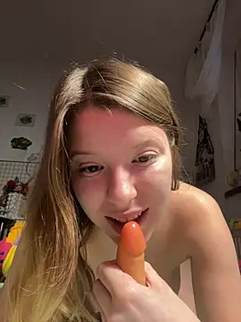 Snapshot of kimczii chatting on 02.26.26 kimczii online show from 02.26.26