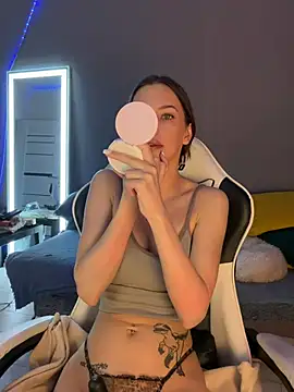 Snapshot of julia_fly chatting on 02.11.26 julia fly online show from 02.11.26