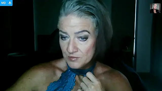 Snapshot of Devon2020 chatting on 02.01.26 Devon2020 online show from 02.01.26