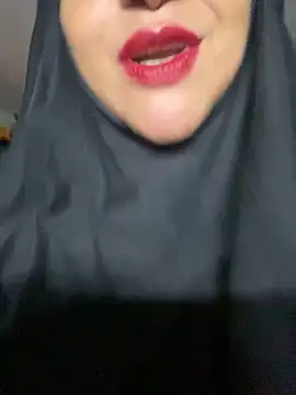 Snapshot of Jameela chatting on 03.17.25 Jameela online show from 03.17.25