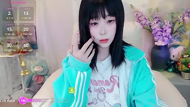 Snapshot of yoyoyo_99 chatting on 03.04.25 yoyoyo 99 online show from 03.04.25