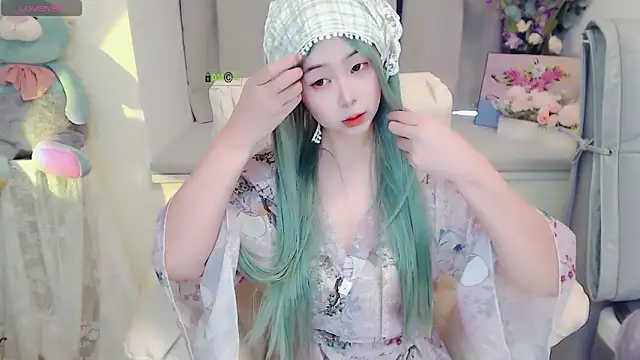 Snapshot of yoyoyo_99 chatting on 03.21.25 yoyoyo 99 online show from 03.21.25