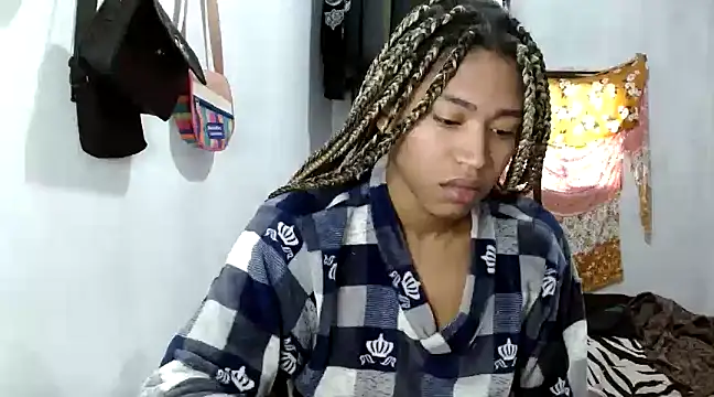 angelamarie1 online show from 02.18.25