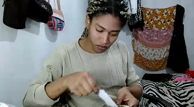 angelamarie1 online show from 02.24.25