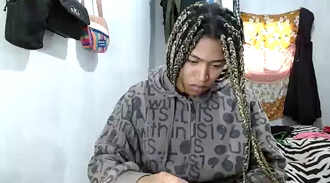 angelamarie1 online show from 02.24.25