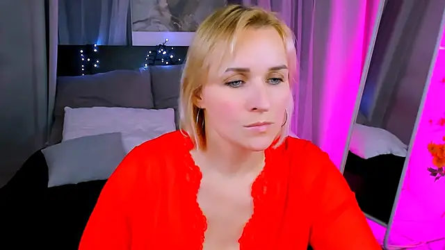 Karinella x online show from 01.18.25