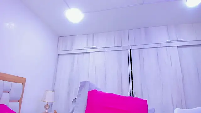 paola rodriguez online show from 01.12.25