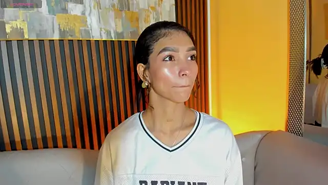 LauraAristizabal online show from 03.25.26