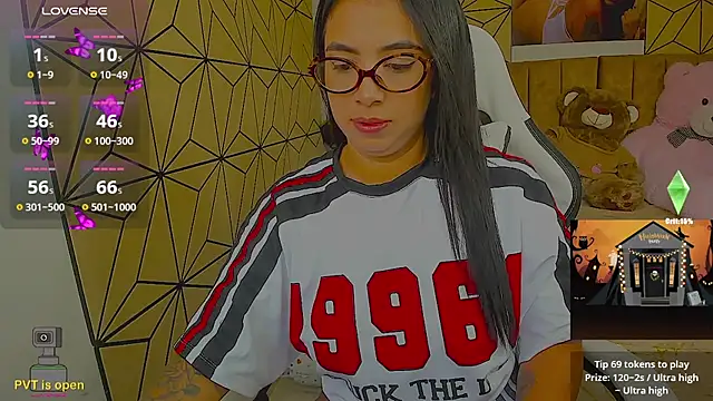 vane lopez  online show from 10.28.25