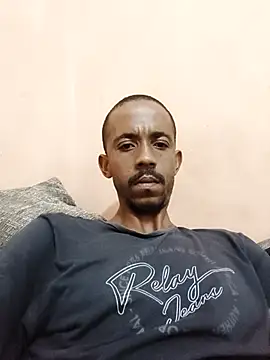 Snapshot of Temptation93 chatting on 12.17.25 Temptation93 online show from 12.17.25