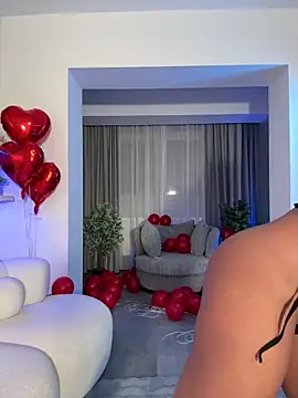 KirstieVegas online show from 02.15.26