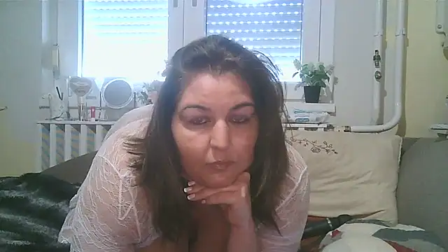 Mileva88 online show from 10.13.25