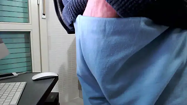 Snapshot of Unicum900 chatting on 02.05.25 Unicum900 online show from 02.05.25