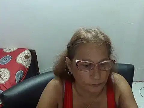 Snapshot of charrysexy1 chatting on 12.09.24 charrysexy1 online show from 12.09.24